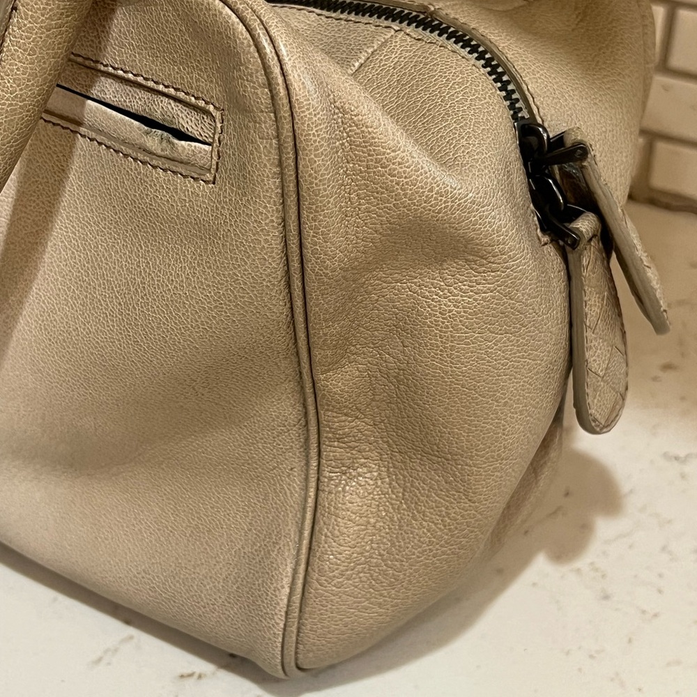Authentic Bottega Veneta tan/gray ombré small satchel bag - Picture 4 of 12